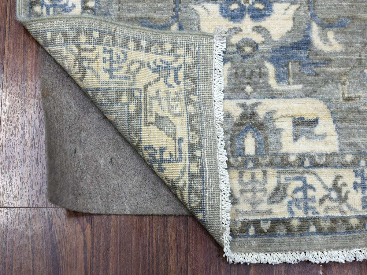 Peshawar Oushak hand-knotted wool runner in Gray & Ivory, 2'6" x 11'6" — SKU O070226 (view 2)