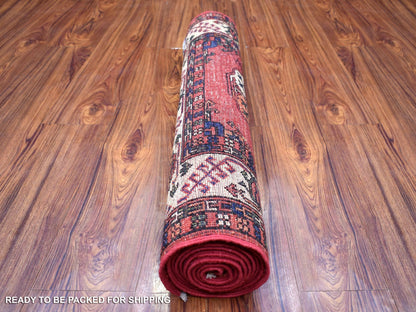 Red 2'9" x 9'10" Tribal Hand knotted Wool Rug - Sku: O070613