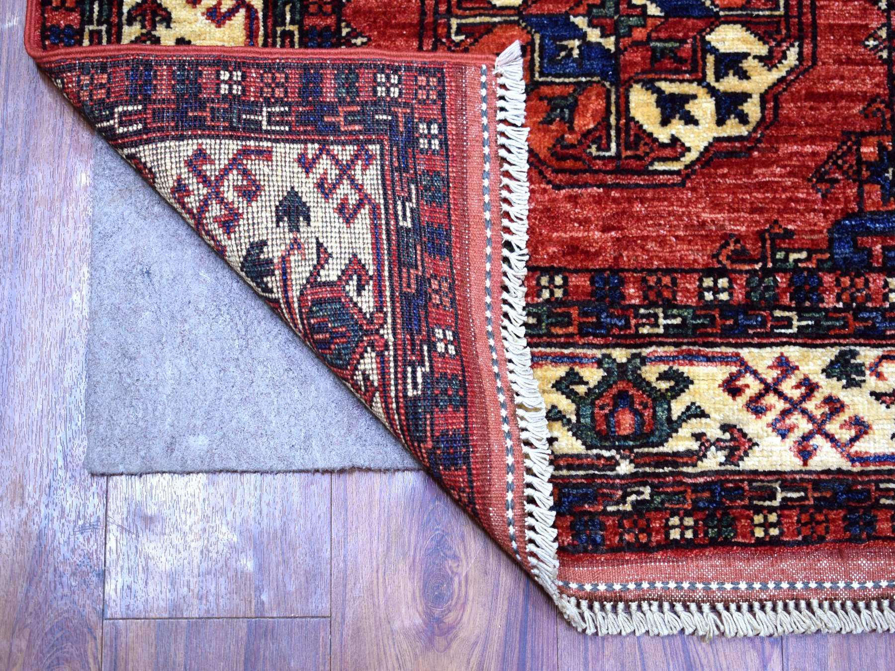 Red 2'8" x 9'7" Tribal Hand knotted Wool Rug - Sku: O070620