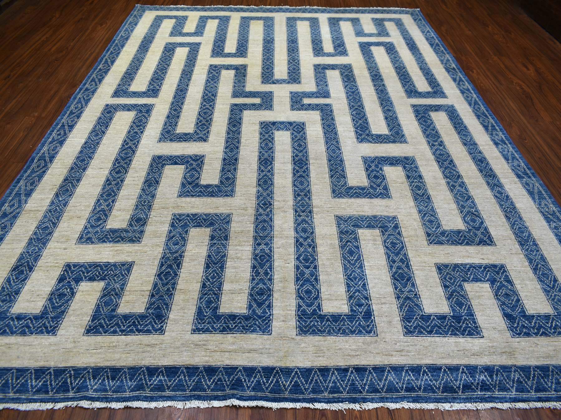 Oushak hand-knotted wool rug in Blue & Denim Blue, 9'2" x 11'9" — SKU O071348 (view 3)