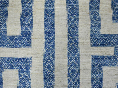 Oushak hand-knotted wool rug in Blue & Denim Blue, 9'2" x 11'9" — SKU O071348 (view 9)