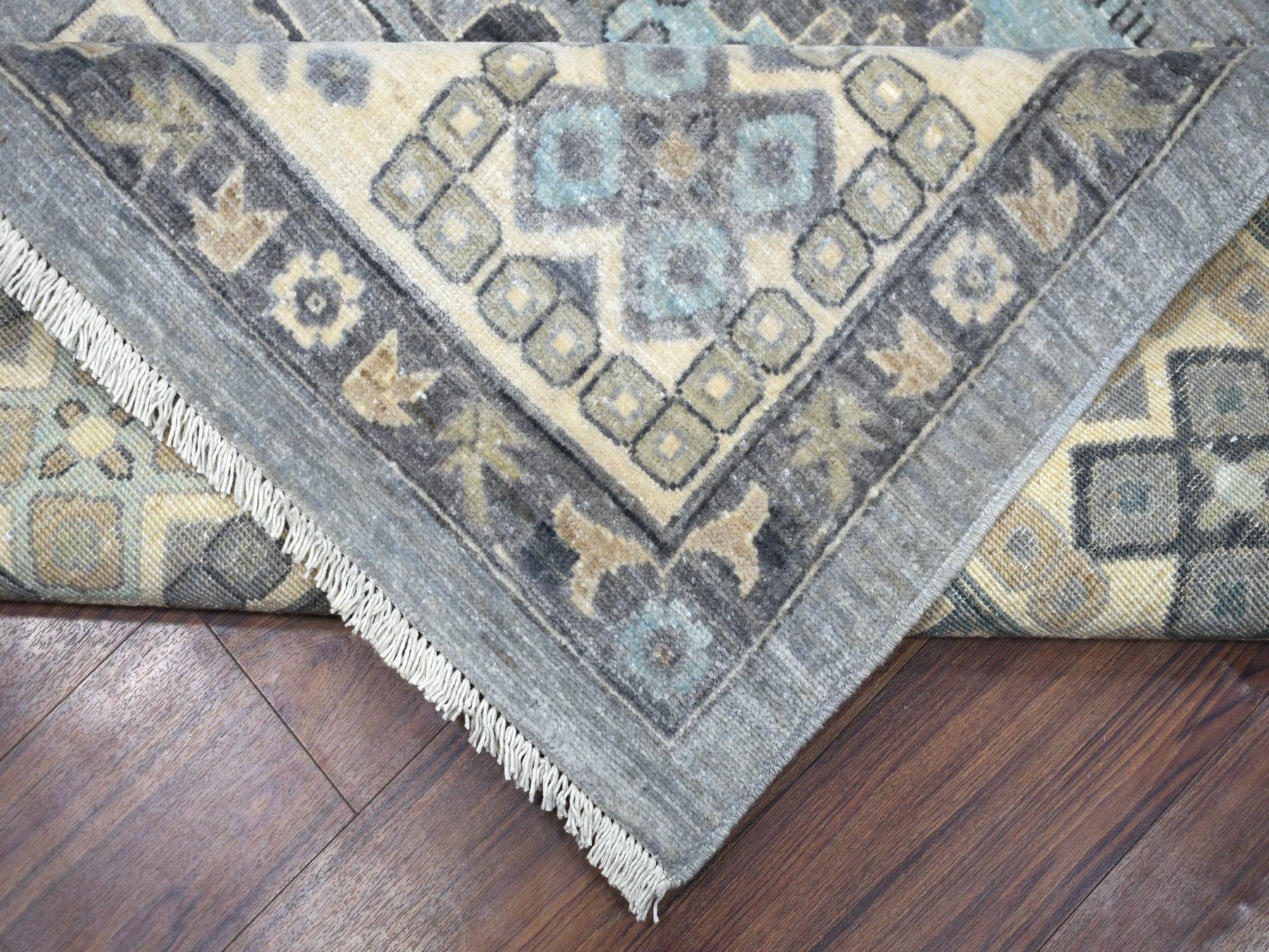 Heriz Oushak hand-knotted wool rug in Gray & Ivory, 9' x 12' — SKU O071451 (view 6)