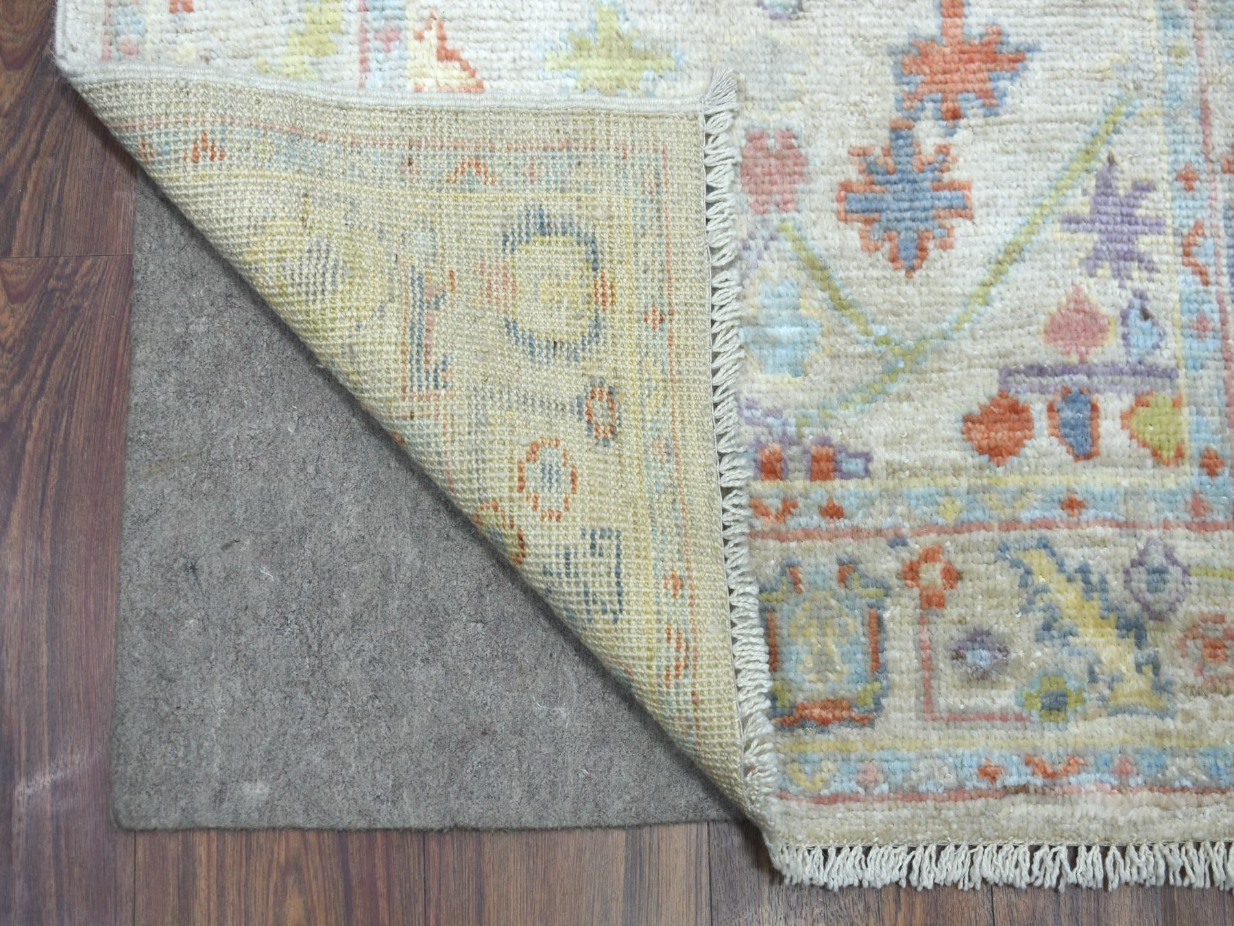 Beige 2'8" x 11'4" Oushak And Peshawar Hand knotted Wool Rug - Sku: O071503