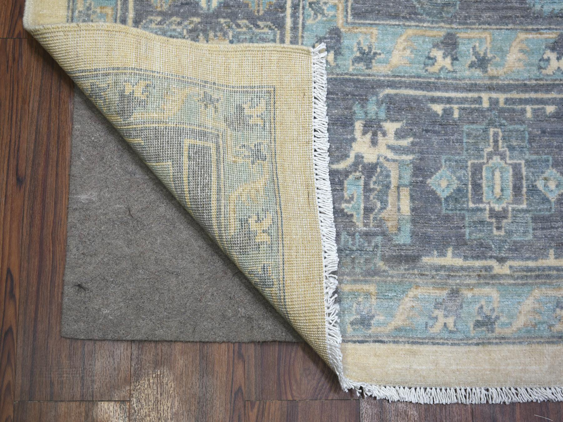 Heriz Oushak hand-knotted wool rug in Ivory & Gray, 9'1" x 11'9" — SKU O071619 (view 4)