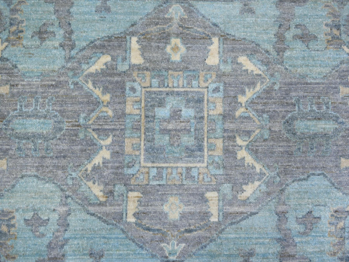 Heriz Oushak hand-knotted wool rug in Ivory & Gray, 9'1" x 11'9" — SKU O071619 (view 8)