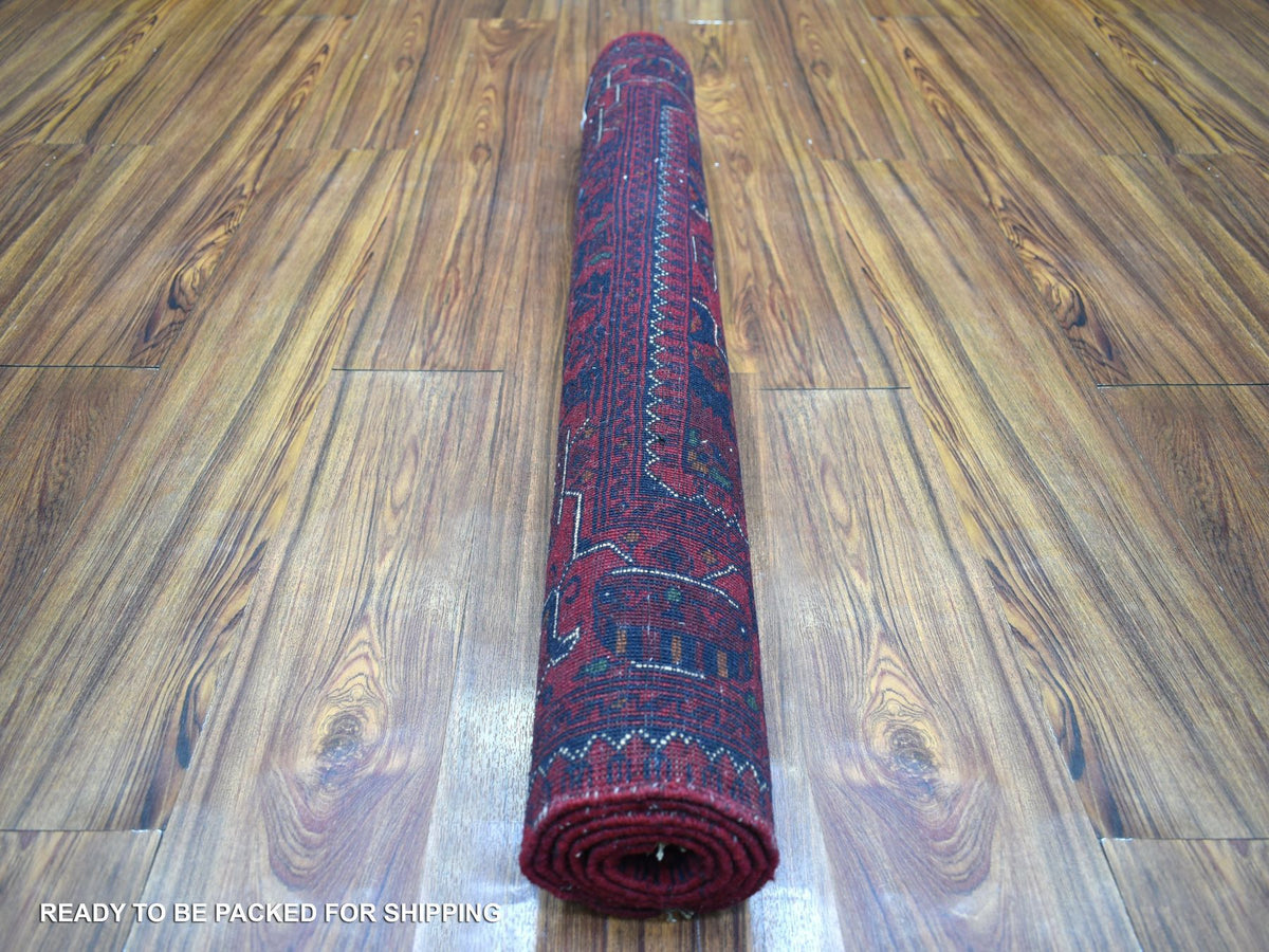 Heriz Tribal & Geometric hand-knotted wool rug in Red, 3'3" x 4'10" — SKU O072038 (view 4)