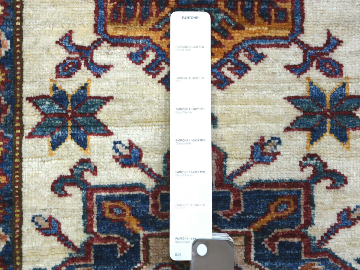 Kazak Kazak hand-knotted wool runner in Ivory & Coral Red, 2'9" x 8'6" — SKU O072053 (view 3)