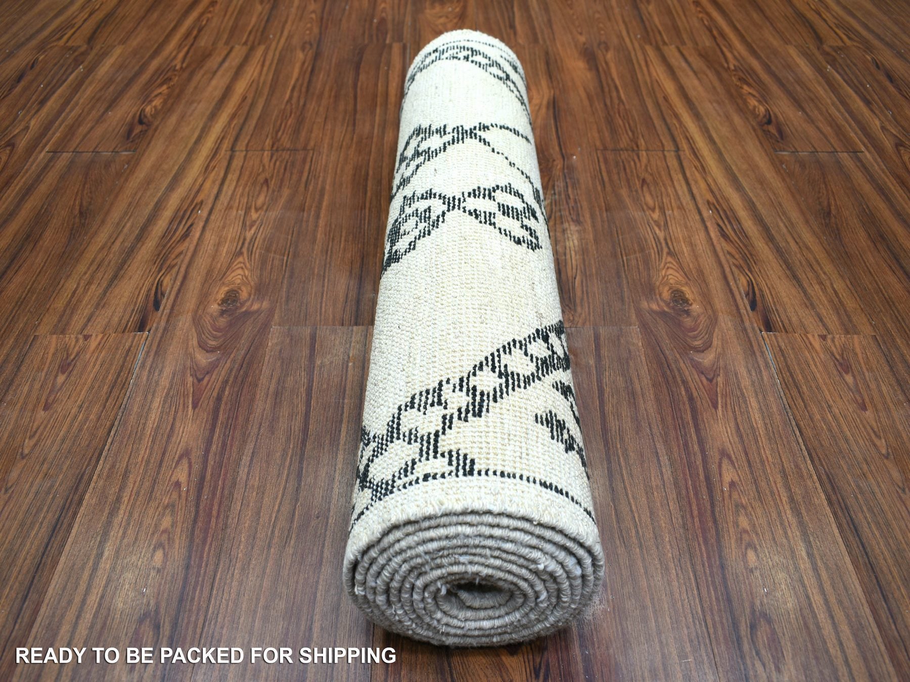 Tribal & Geometric hand-knotted wool runner in Ivory, 2'10" x 11'4" — SKU O072169 (view 4)