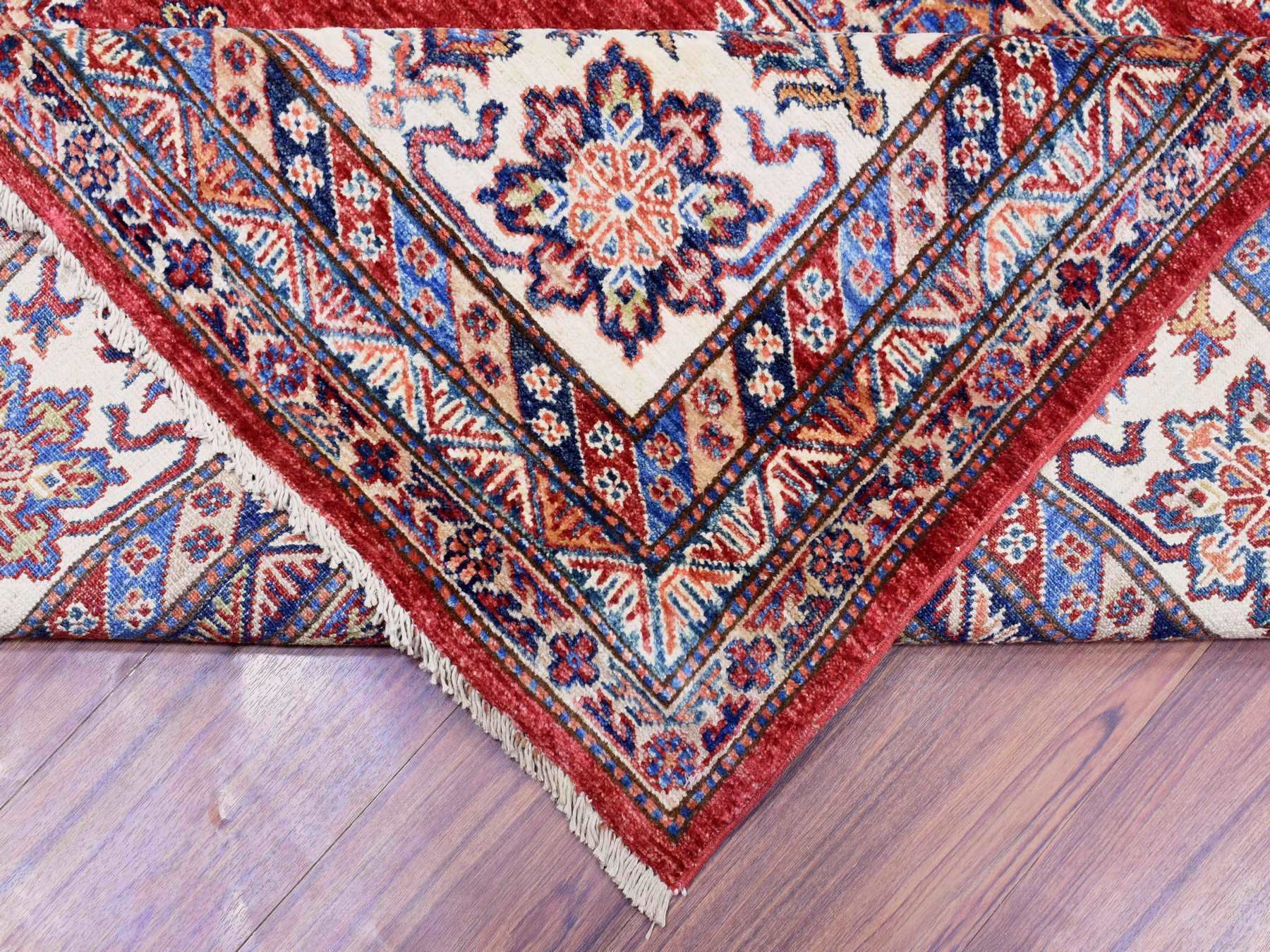 Kazak Kazak hand-knotted wool rug in Red & Ivory, 8'10" x 13' — SKU O072549 (view 7)
