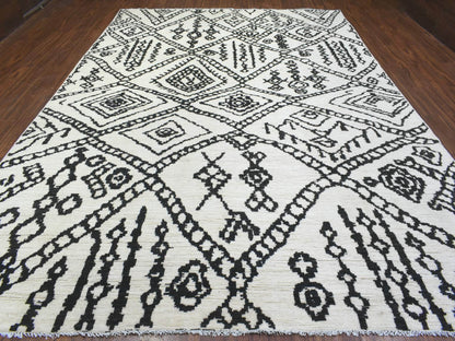 Tribal & Geometric hand-knotted wool rug in Ivory, 9'10" x 13'8" — SKU O072616 (view 2)
