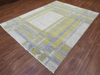 Modern / Contemporary hand-knotted wool rug in Gray, 7'9" x 10'2" — SKU O072672 (view 3)