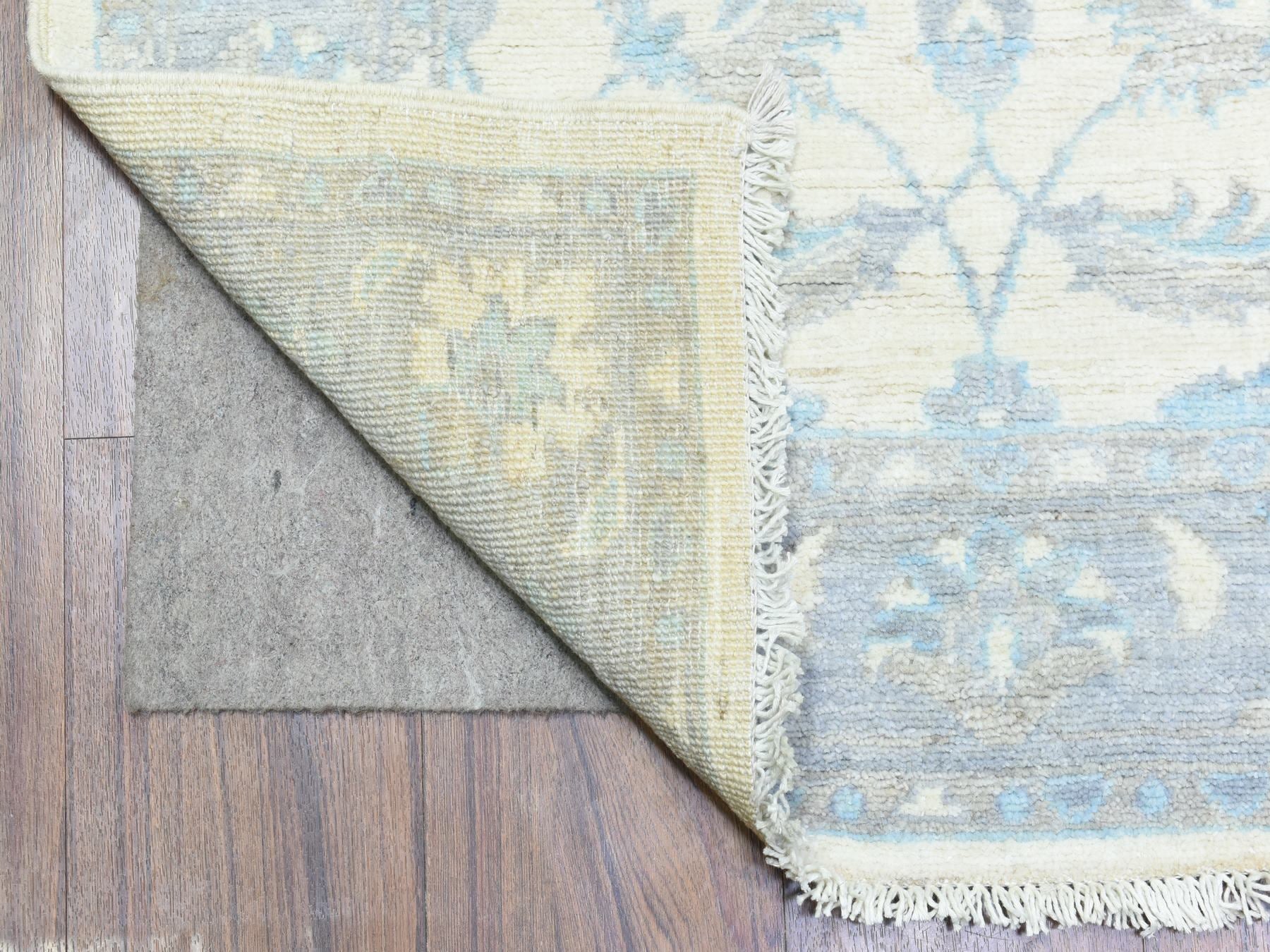 Peshawar Oushak hand-knotted wool runner in Ivory & Light Blue, 2'8" x 14'4" — SKU O072762 (view 2)