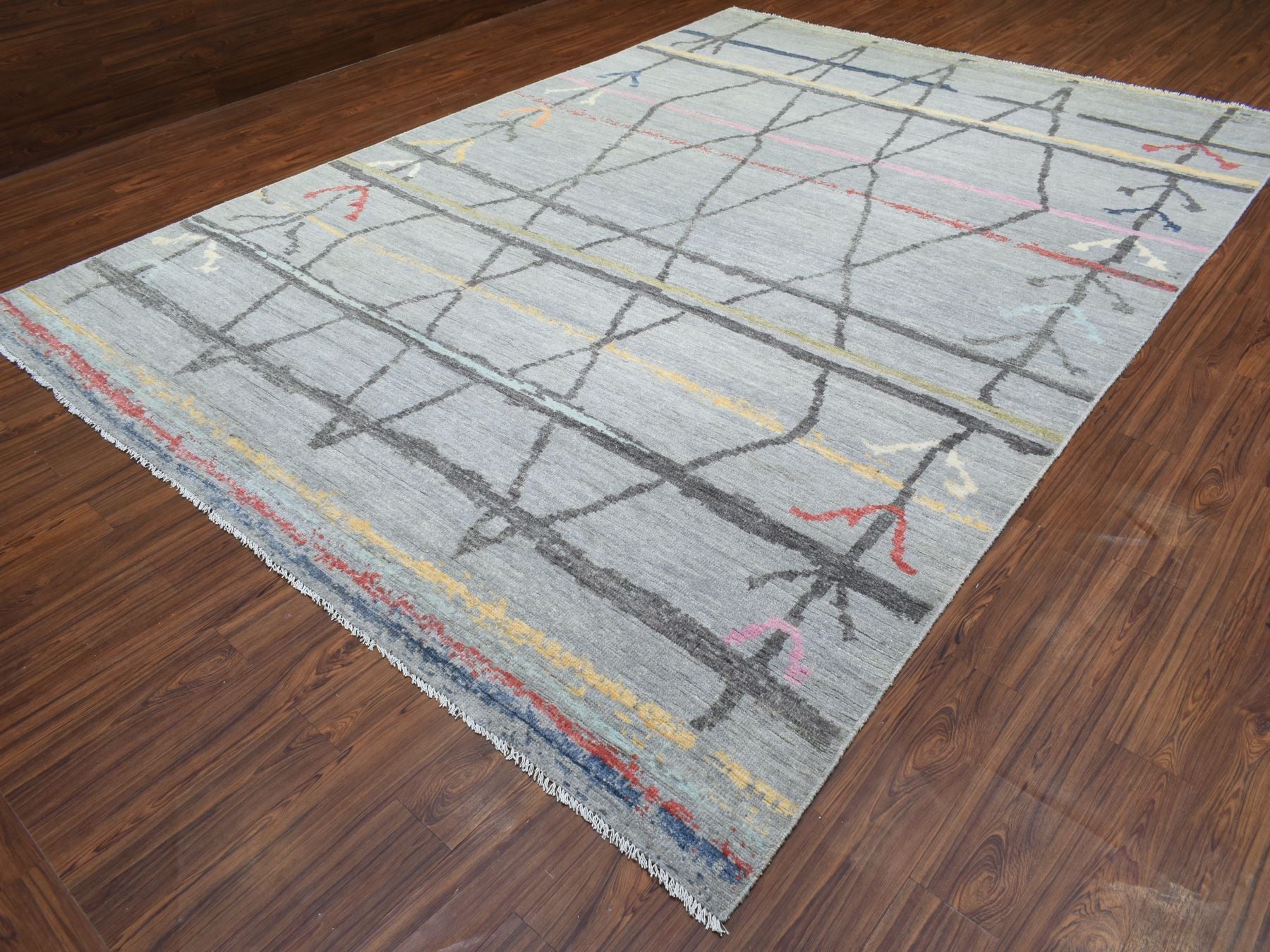 Tribal & Geometric hand-knotted wool rug in Gray, 10' x 13'9" — SKU O072783 (view 3)