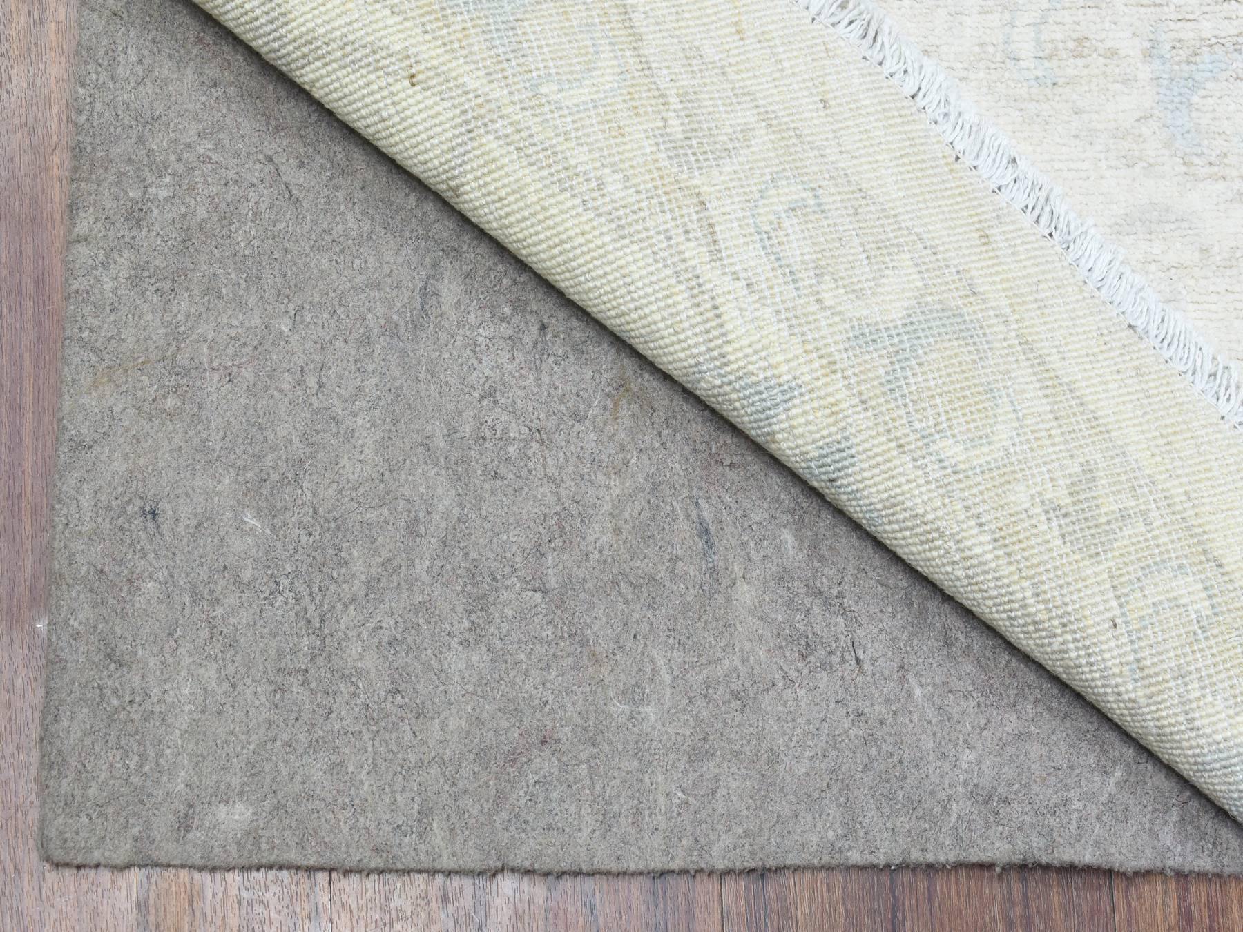 Peshawar Oushak hand-knotted wool rug in Ivory, 7'8" x 7'10" — SKU O072881 (view 5)