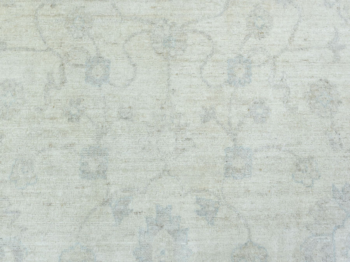 Peshawar Oushak hand-knotted wool rug in Ivory, 7'8" x 7'10" — SKU O072881 (view 9)