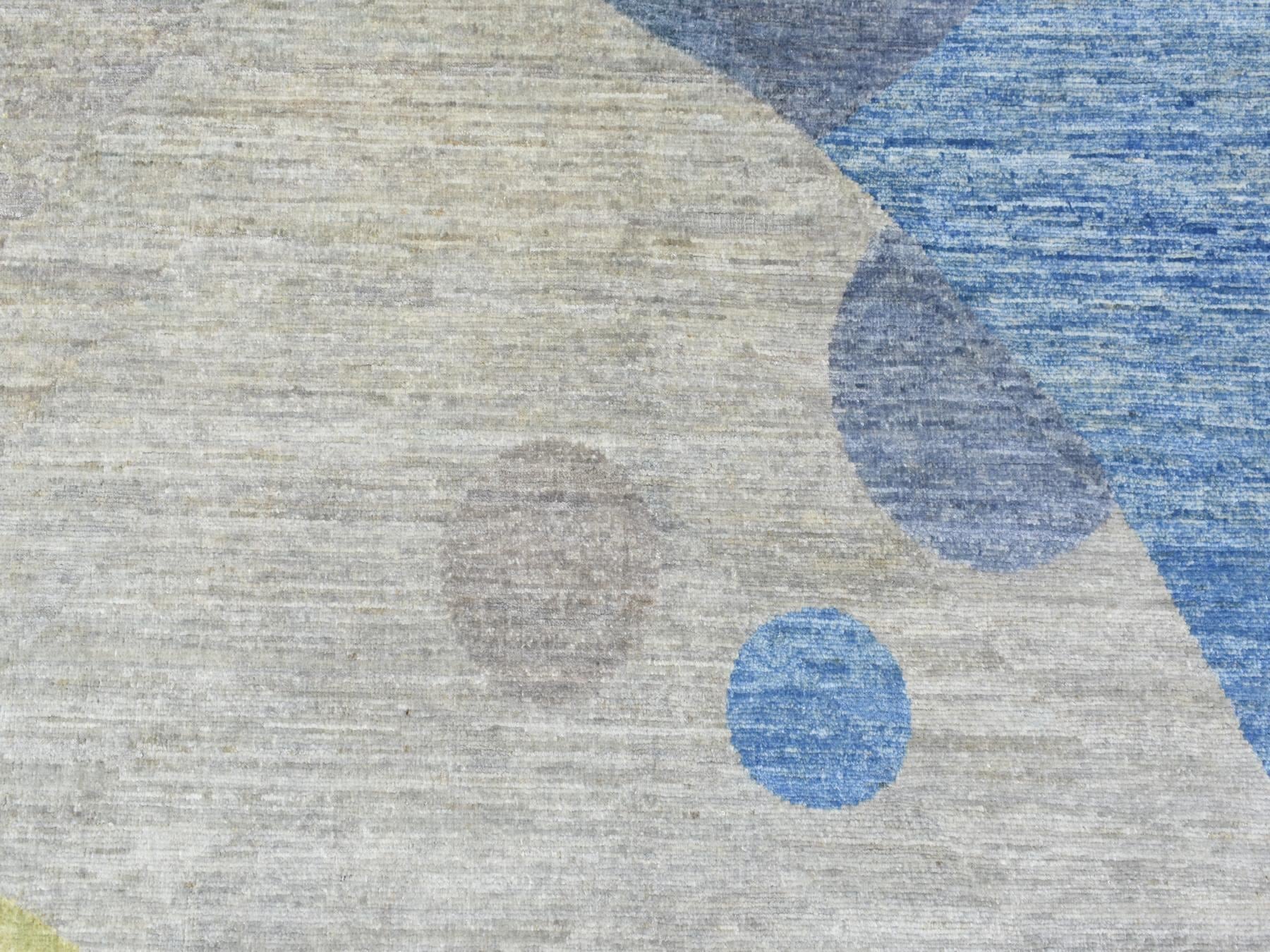 Modern / Contemporary hand-knotted wool rug in Multicolored, 9'1" x 12' — SKU O072883 (view 9)