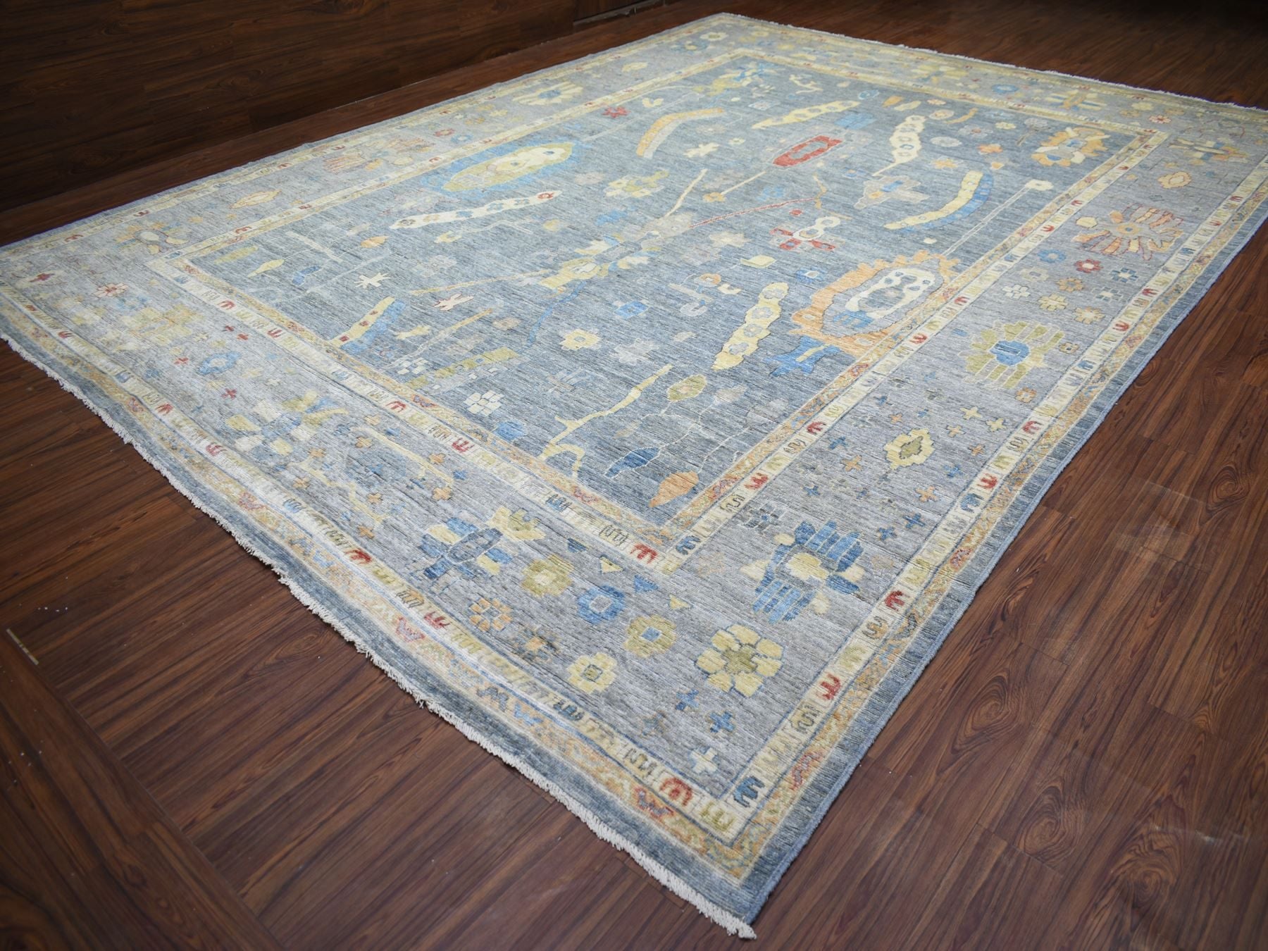 Oushak Oushak hand-knotted wool rug in Gray, 12' x 16' — SKU O073024 (view 3)