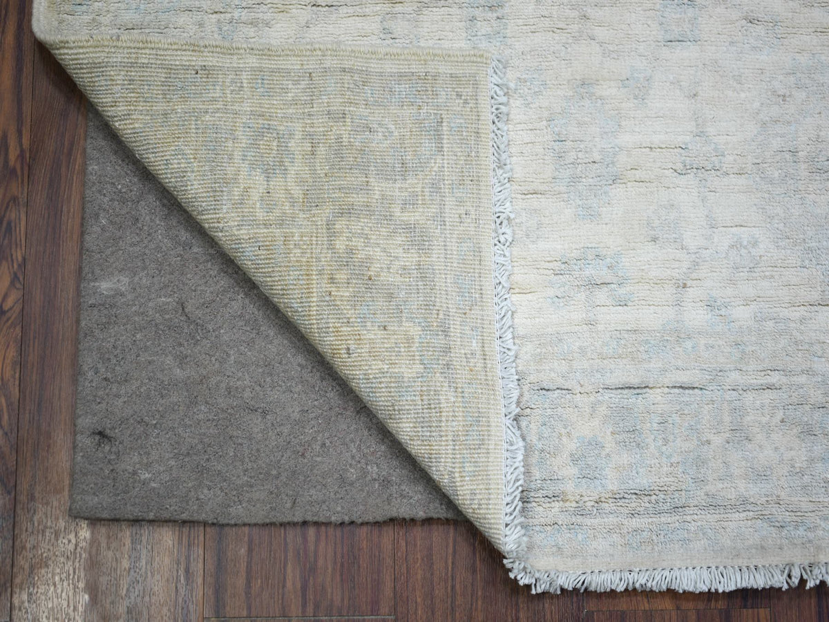 Peshawar Oushak hand-knotted wool rug in Ivory & Gray, 3' x 4'9" — SKU O073041 (view 2)
