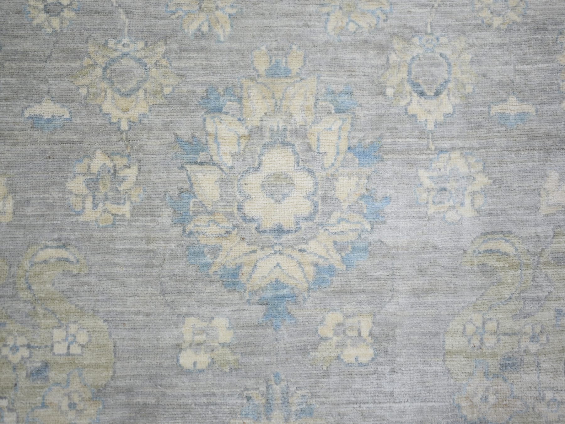 Mahal Oushak hand-knotted wool rug in Gray & Blue, 8' x 10' — SKU O073053 (view 8)