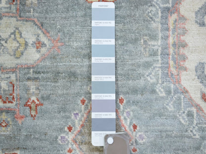 Peshawar Oushak hand-knotted wool rug in Gray & Ivory, 6' x 9'2" — SKU O073057 (view 4)