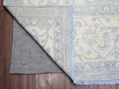Heriz Oushak hand-knotted wool rug in Gray & Ivory, 9'9" x 13'5" — SKU O073128 (view 4)