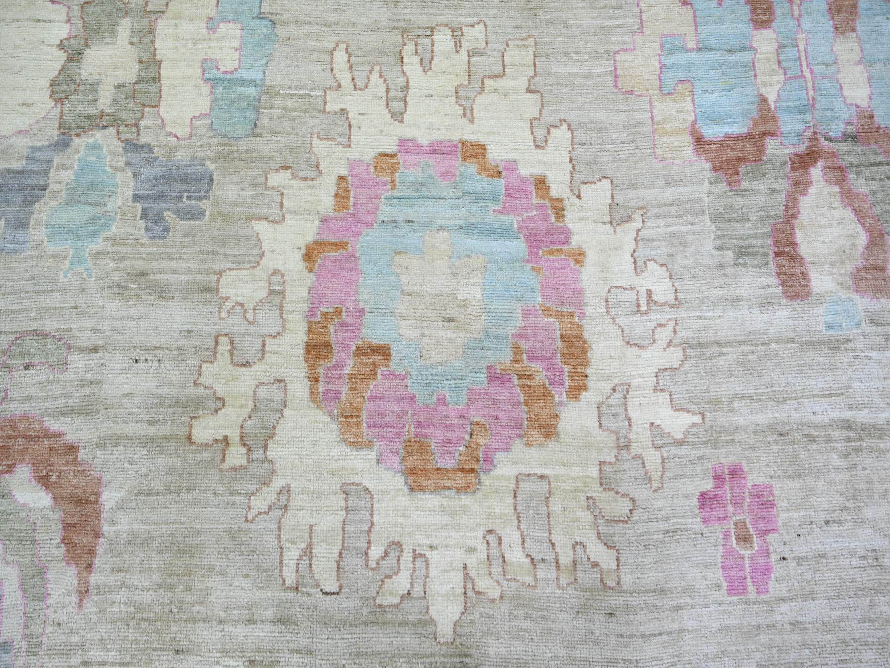 Oushak Oushak hand-knotted wool rug in Gray & Green, 11'10" x 15'5" — SKU O073147 (view 8)