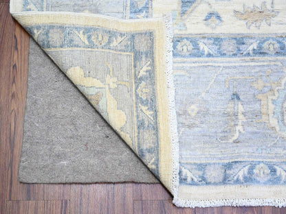Heriz Oushak hand-knotted wool rug in Ivory & Gray, 7'10" x 9'7" — SKU O073279 (view 4)