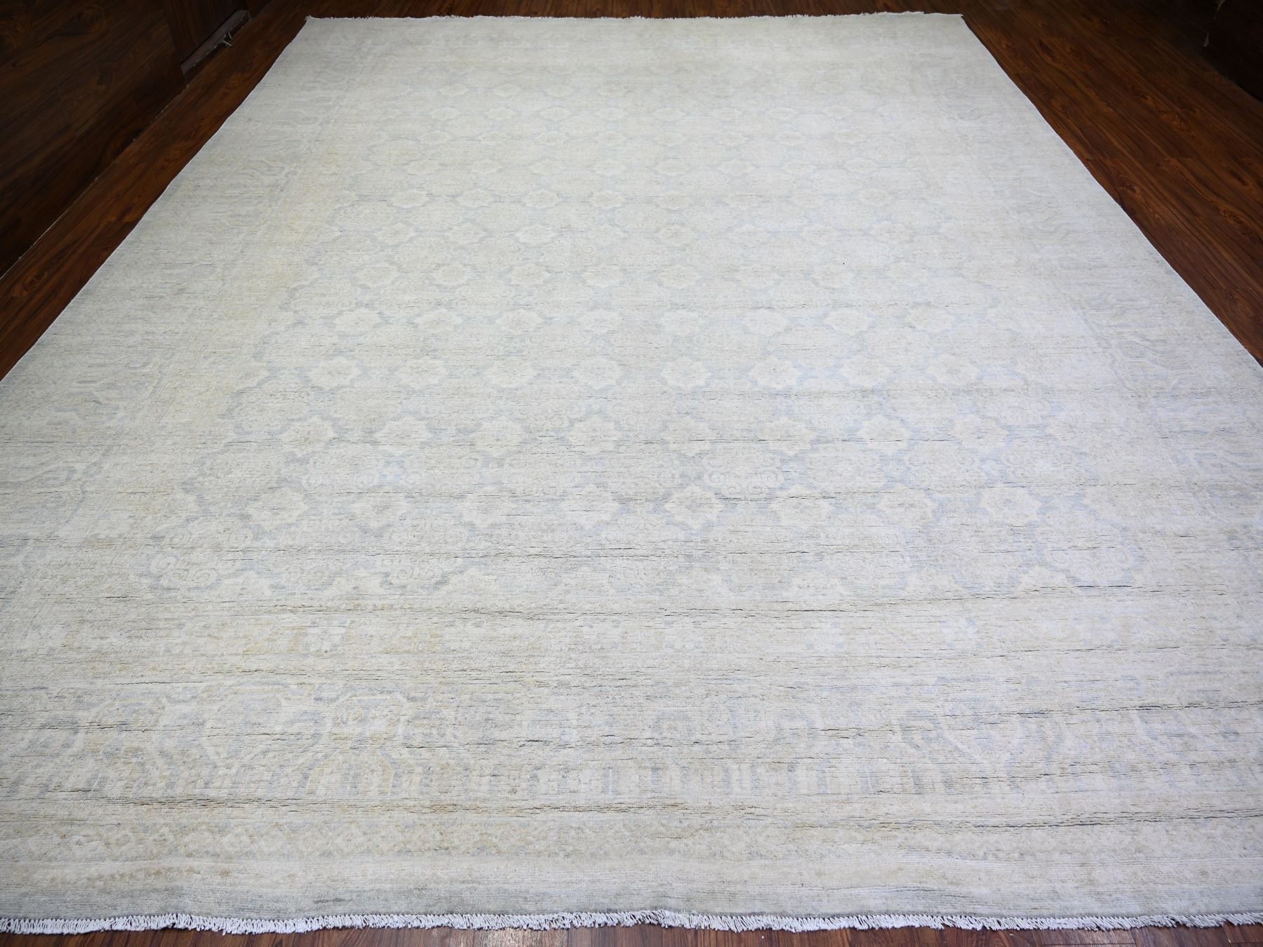 Peshawar Oushak hand-knotted wool rug in Gray, 11'9" x 14'3" — SKU O073280 (view 2)