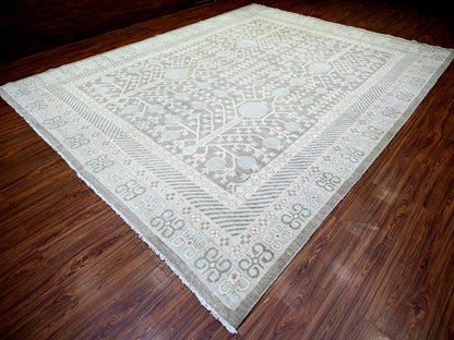 Khotan Khotan hand-knotted wool rug in Gray & Ivory, 11'2" x 14'3" — SKU O073281 (view 3)