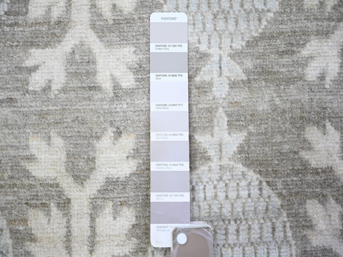 Khotan Khotan hand-knotted wool rug in Gray & Ivory, 11'2" x 14'3" — SKU O073281 (view 7)