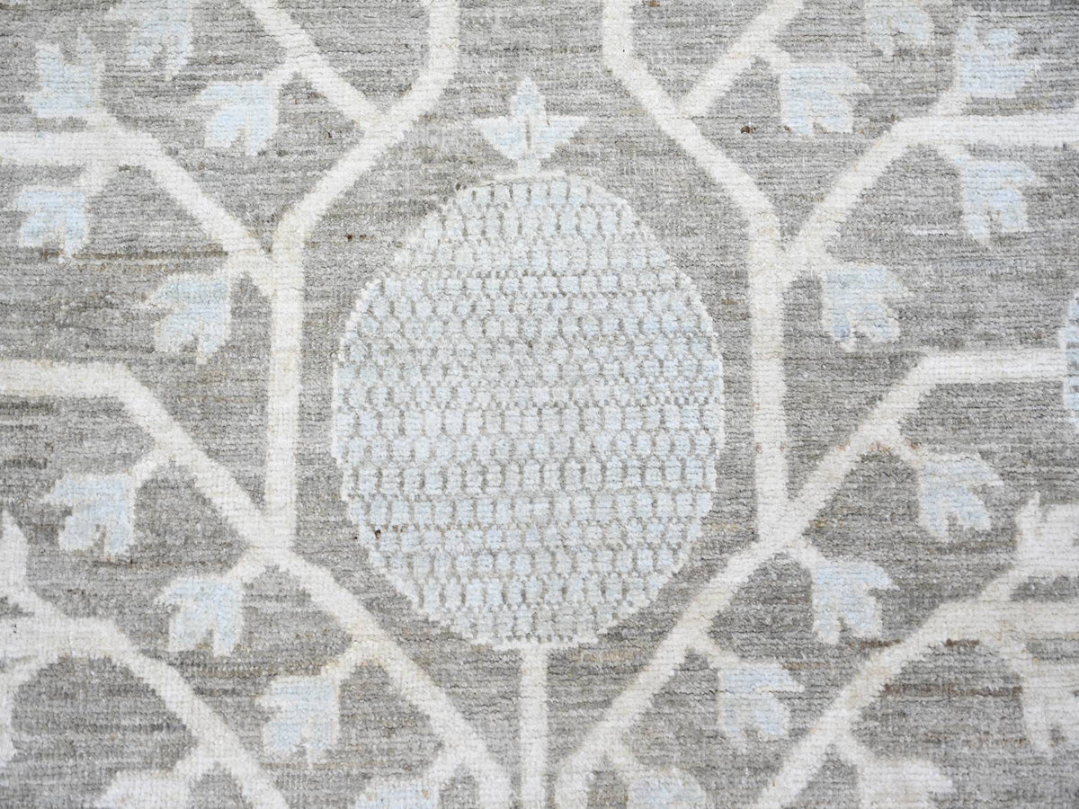 Khotan Khotan hand-knotted wool rug in Gray & Ivory, 11'2" x 14'3" — SKU O073281 (view 8)