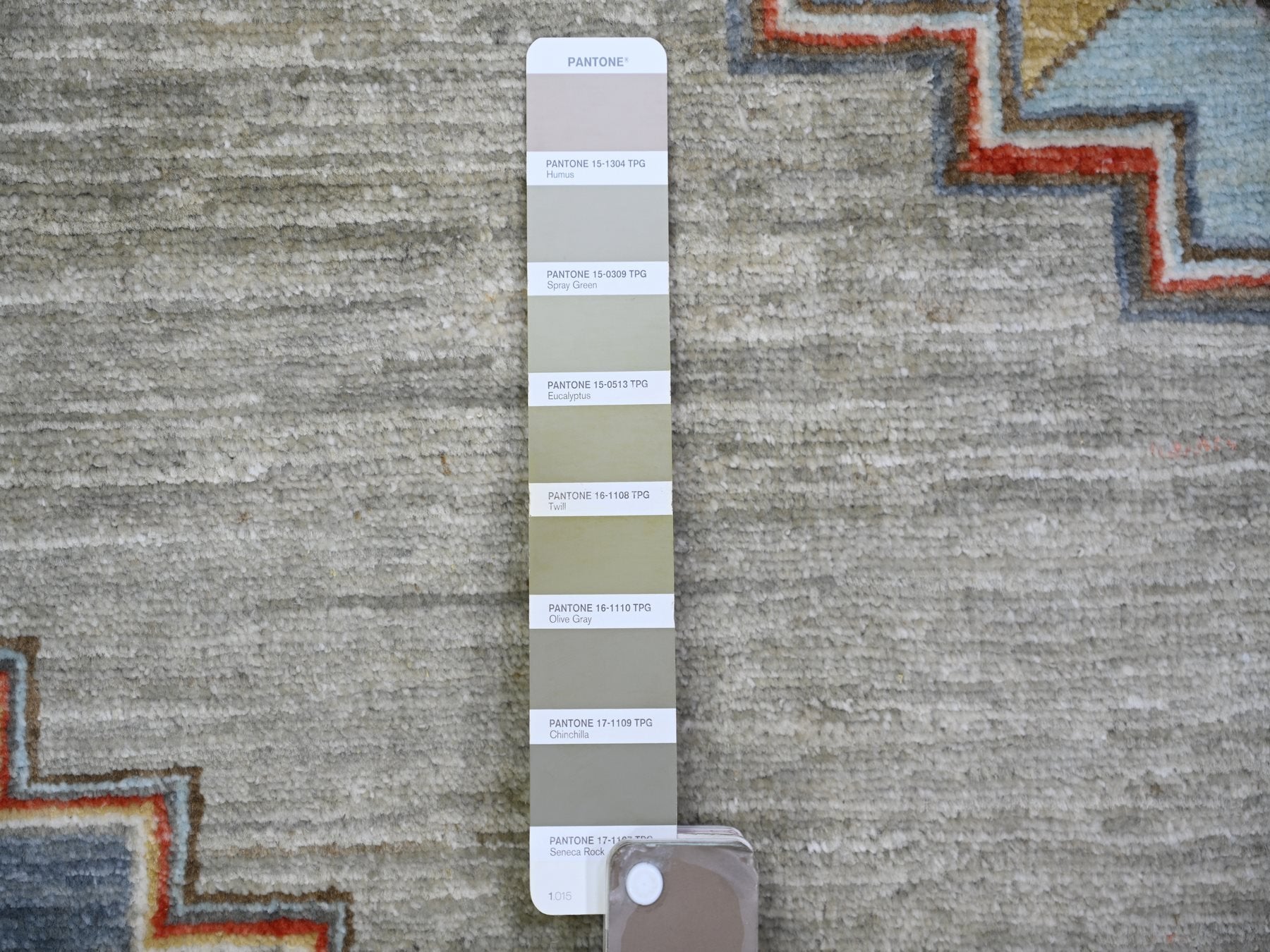 Heriz Oushak hand-knotted wool rug in Gray & Blue, 8'8" x 11'7" — SKU O073406 (view 7)