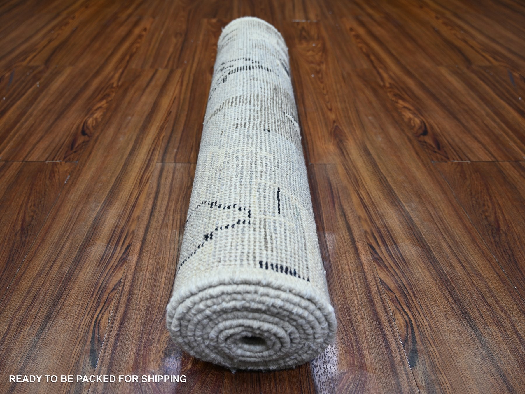 Tribal & Geometric hand-knotted wool runner in Ivory, 2'7" x 9'9" — SKU O073489 (view 4)
