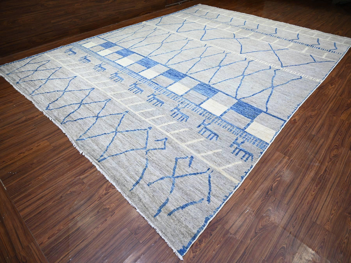 Tribal & Geometric hand-knotted wool rug in Gray, 11'9" x 15'7" — SKU O073491 (view 3)