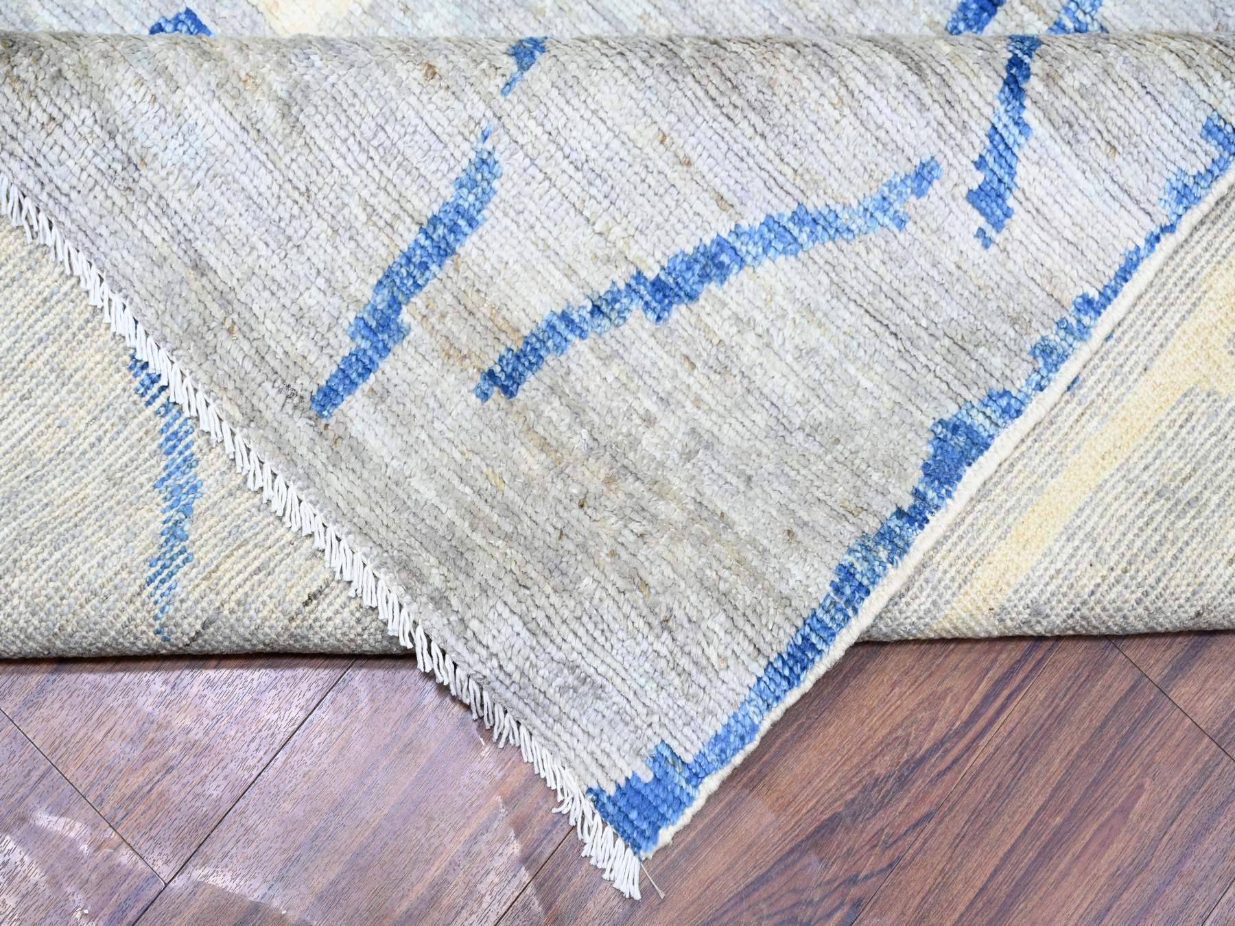 Tribal & Geometric hand-knotted wool rug in Gray, 11'9" x 15'7" — SKU O073491 (view 6)