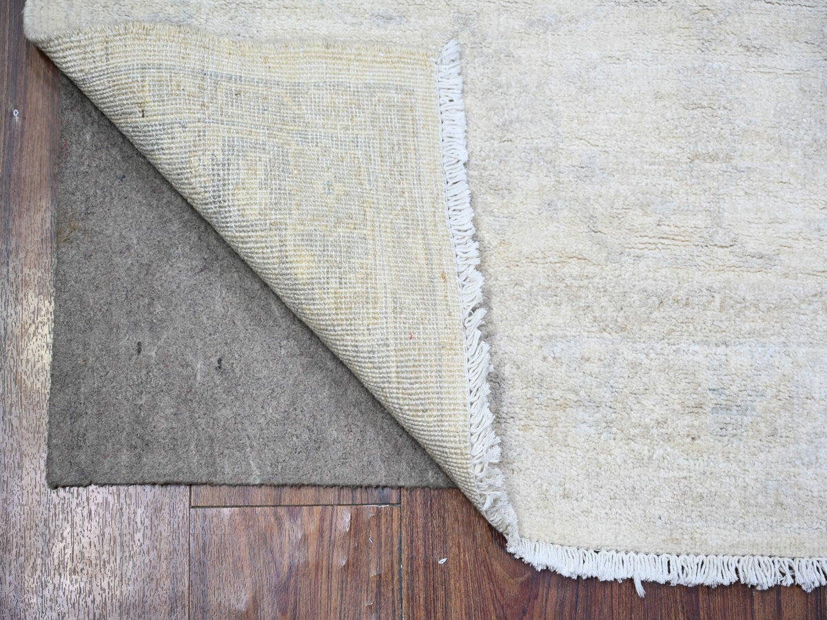 Peshawar Oushak hand-knotted wool rug in Ivory, 3'1" x 4'10" — SKU O073679 (view 2)