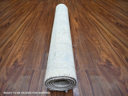 Peshawar Oushak hand-knotted wool rug in Ivory, 3'1" x 4'10" — SKU O073679 (view 4)