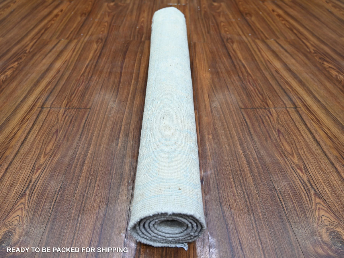 Peshawar Oushak hand-knotted wool rug in Ivory, 3' x 4'9" — SKU O073823 (view 4)