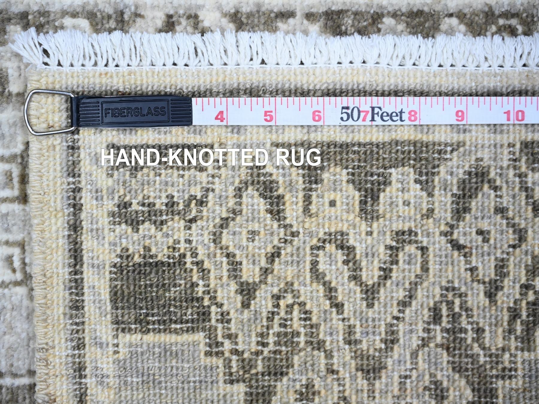 Peshawar Oushak hand-knotted wool rug in Gray, 4' x 5'8" — SKU O074190 (view 6)
