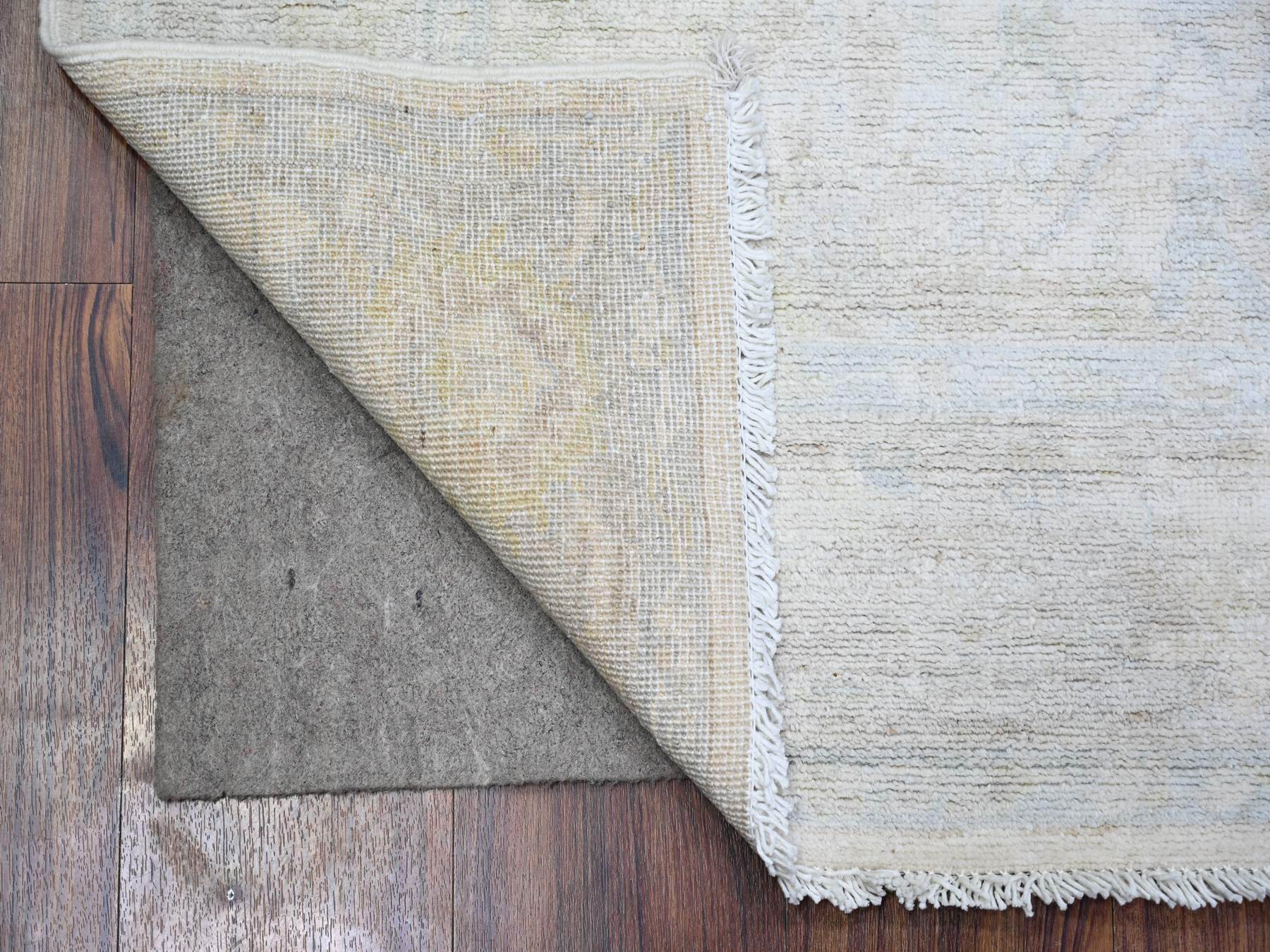 Peshawar Oushak hand-knotted wool rug in Ivory, 4' x 5'9" — SKU O074205 (view 2)