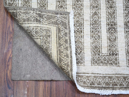 Brown 2'6" x 5'8" Oushak / Peshawar Hand knotted Wool Rug - Sku: O074259
