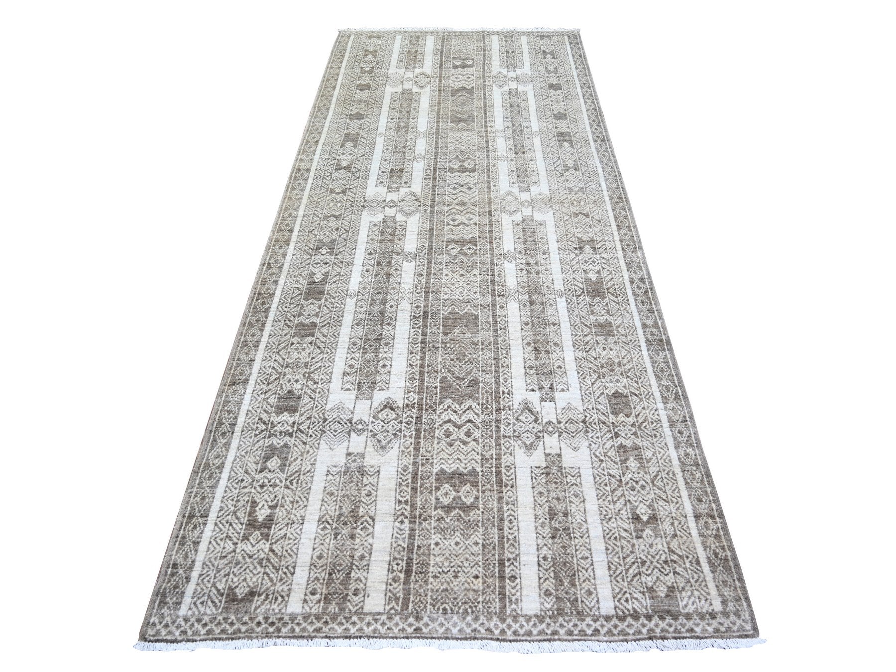 Brown 4'1" x 9'8" Oushak / Peshawar Hand knotted Wool Rug - Sku: O074280