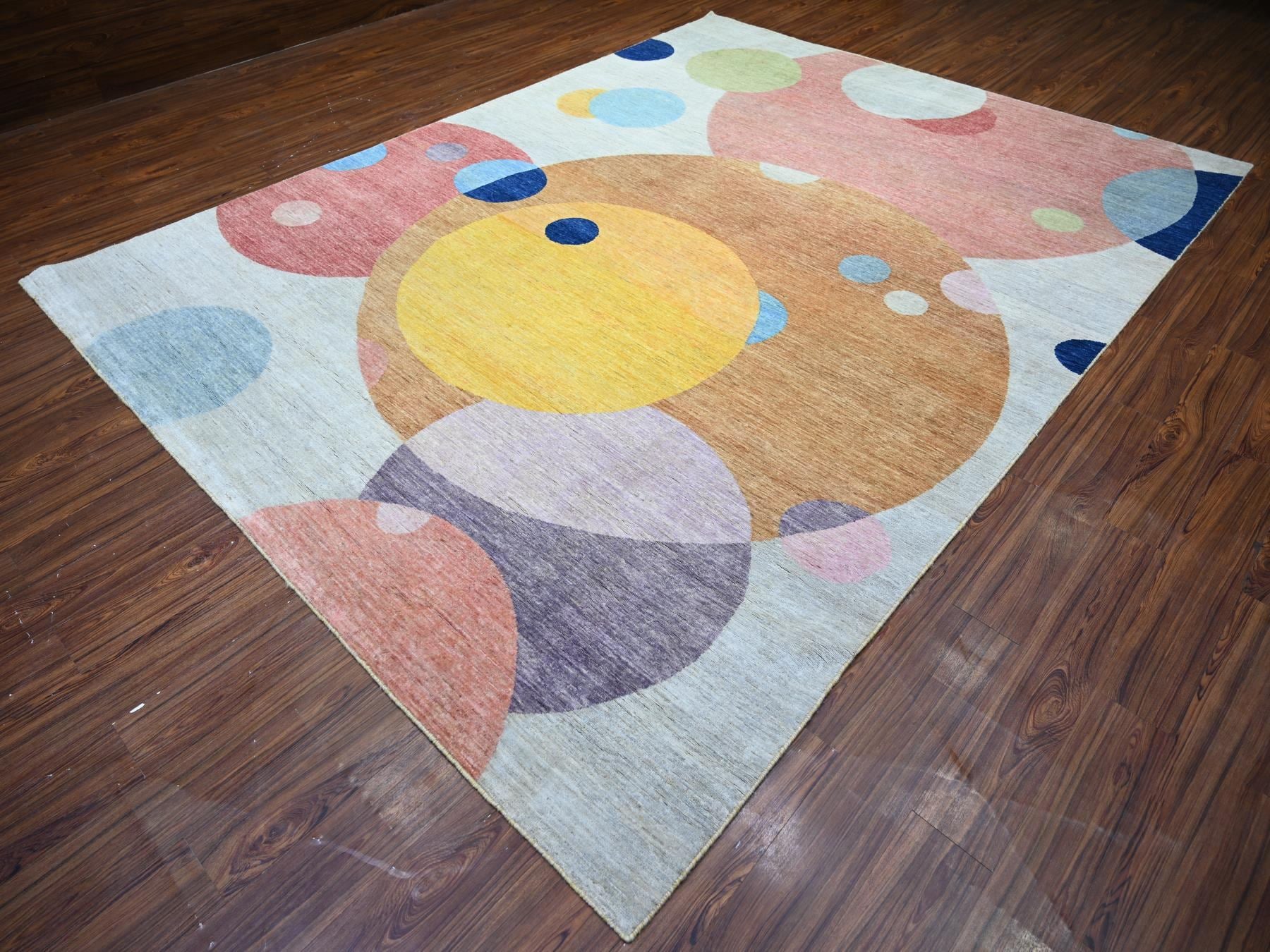 Modern / Contemporary hand-knotted wool rug in Multicolored, 9' x 12' — SKU O074294 (view 3)