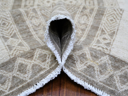 Brown 7'8" x 9'6" Oushak / Peshawar Hand knotted Wool Rug - Sku: O074297