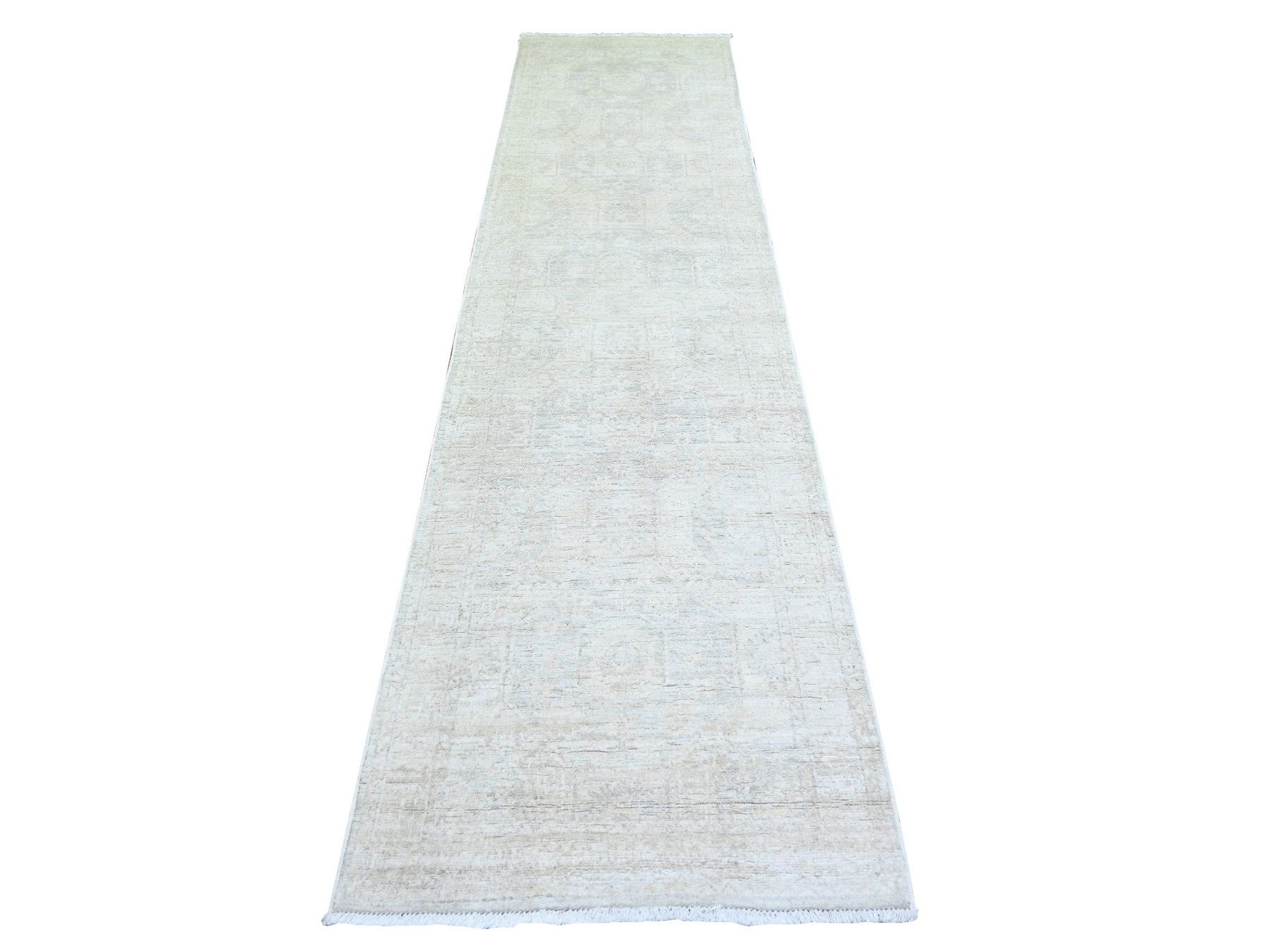 Ivory 2'8" x 11'0" Oushak / Peshawar Hand knotted Wool Rug - Sku: O074303