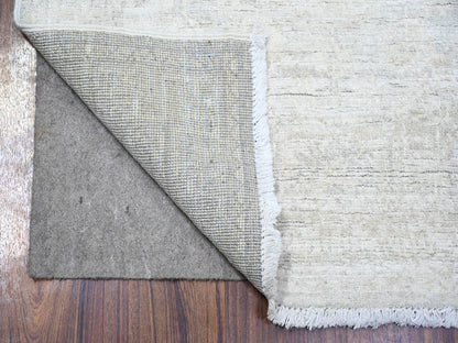 Peshawar Oushak hand-knotted wool runner in Ivory, 2'8" x 11' — SKU O074303 (view 2)