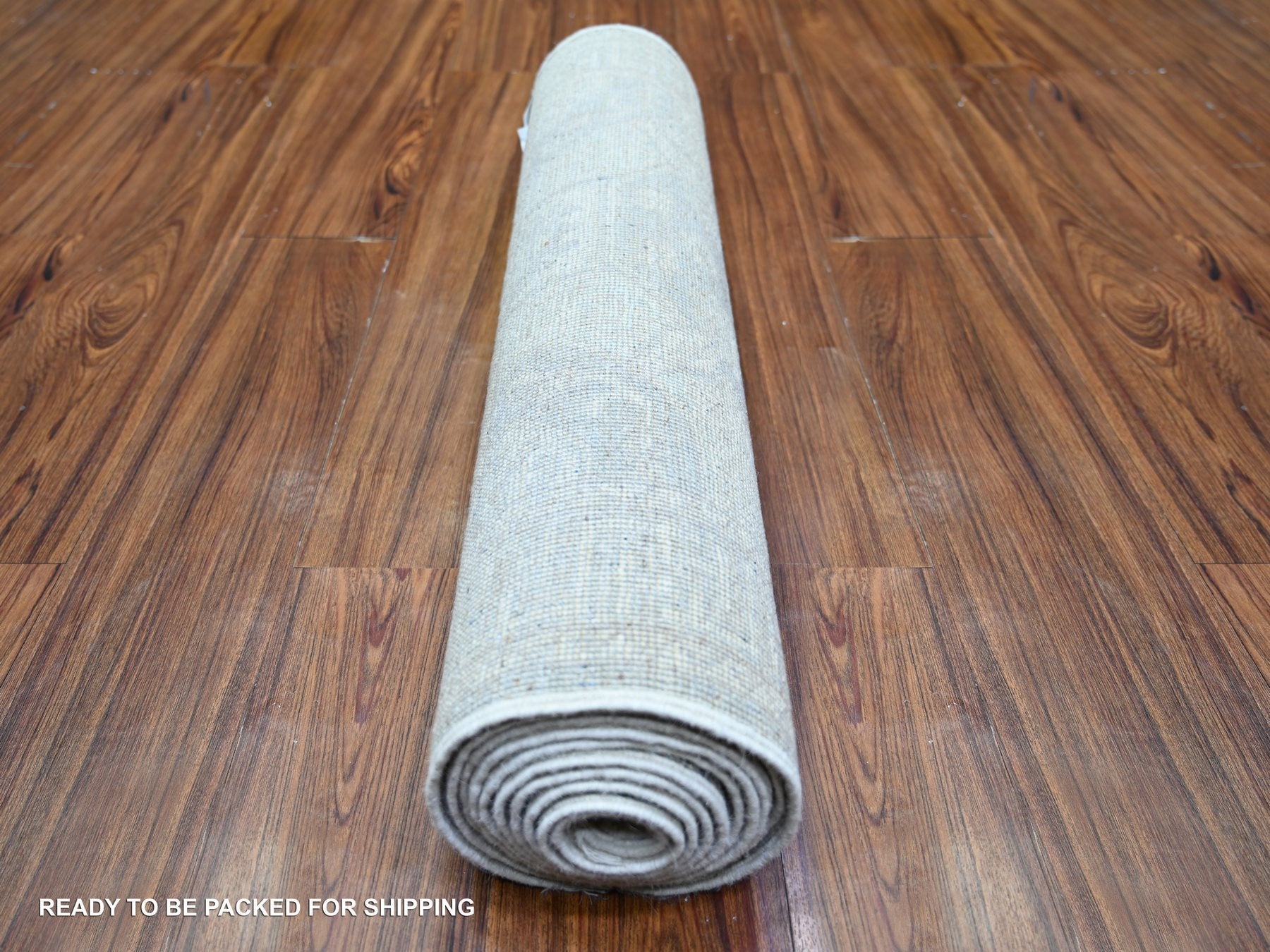 Peshawar Oushak hand-knotted wool runner in Ivory, 2'8" x 11' — SKU O074303 (view 4)