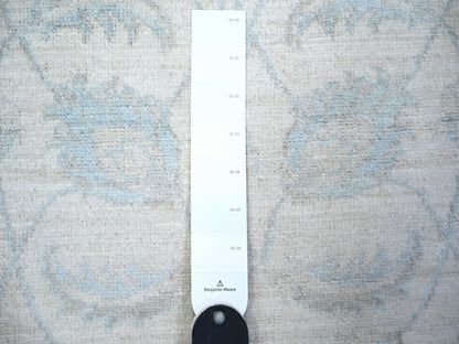 Peshawar Oushak hand-knotted wool runner in Ivory & Goose Gray, 2'7" x 9'11" — SKU O074371 (view 3)