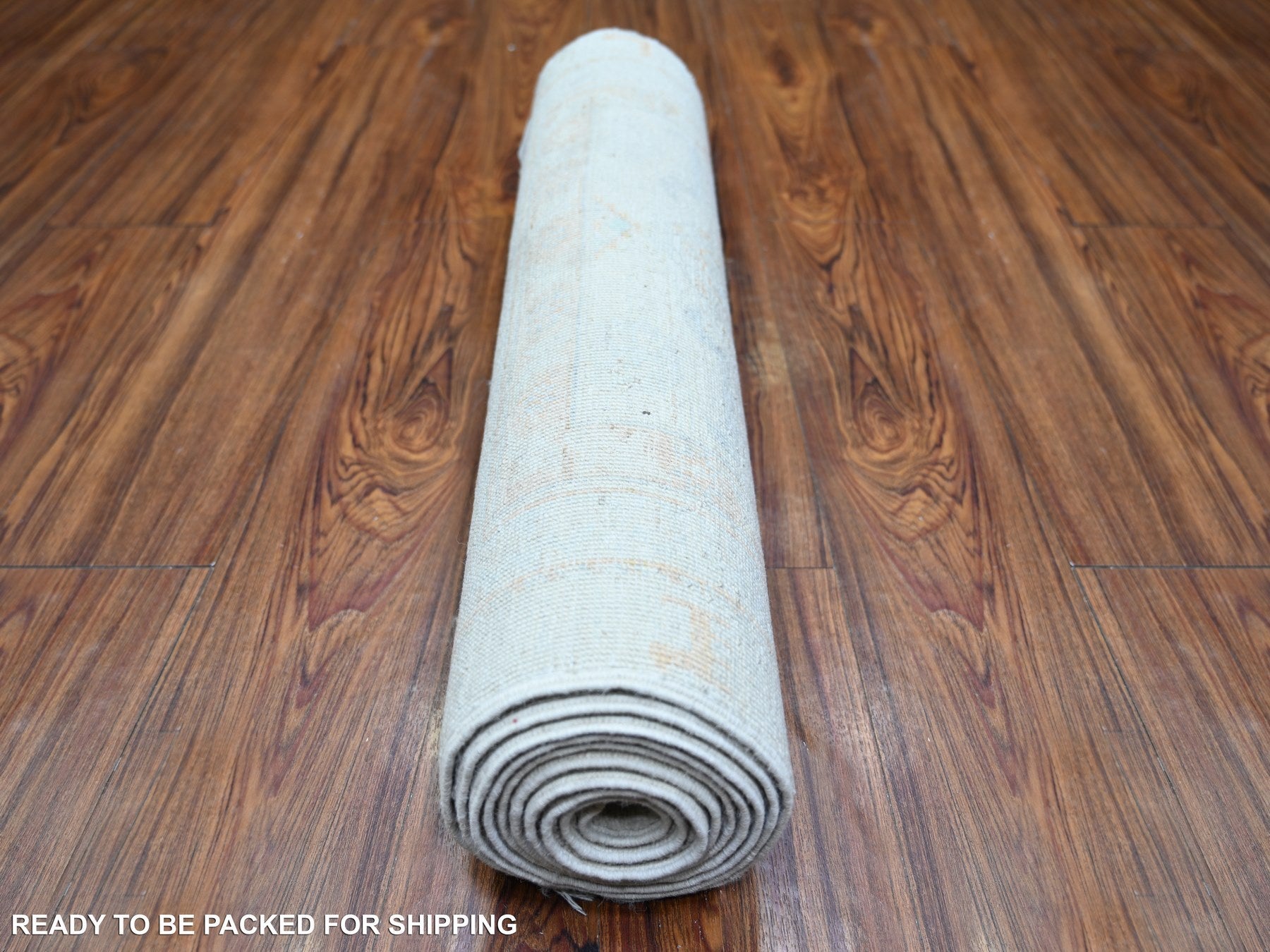 Peshawar Oushak hand-knotted wool runner in Ivory, 2'5" x 9'5" — SKU O074471 (view 4)