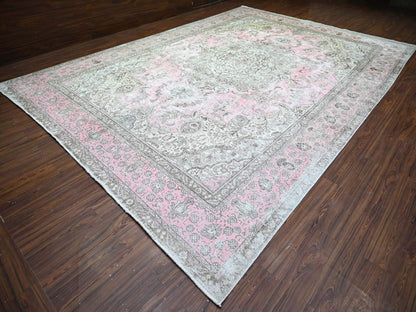 Tabriz Vintage hand-knotted wool rug in Pink, 11'3" x 15'9" — SKU O074481 (view 3)